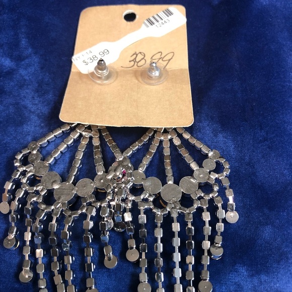 DEJA VU Boutique Jim Ball Designs Swarovski Chandelier Earrings, Pierced - Picture 2 of 3